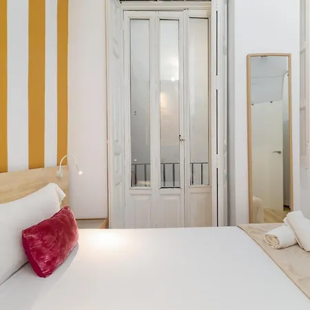 Baron Reina Apartment
