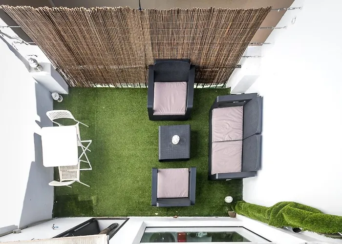 Baron Reina Apartment