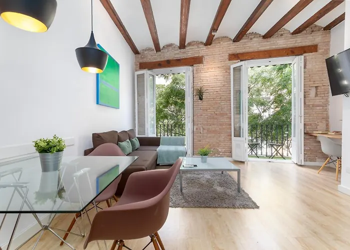 Apartment Baron Reina *